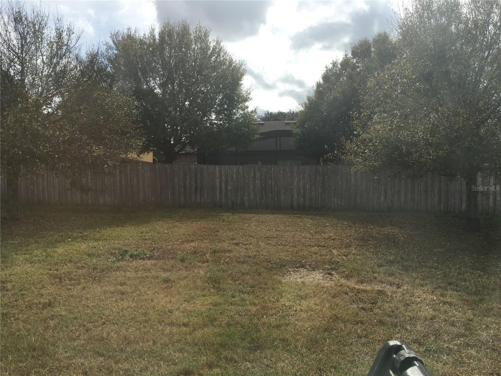 1726 CROWNED AVE — photo 10