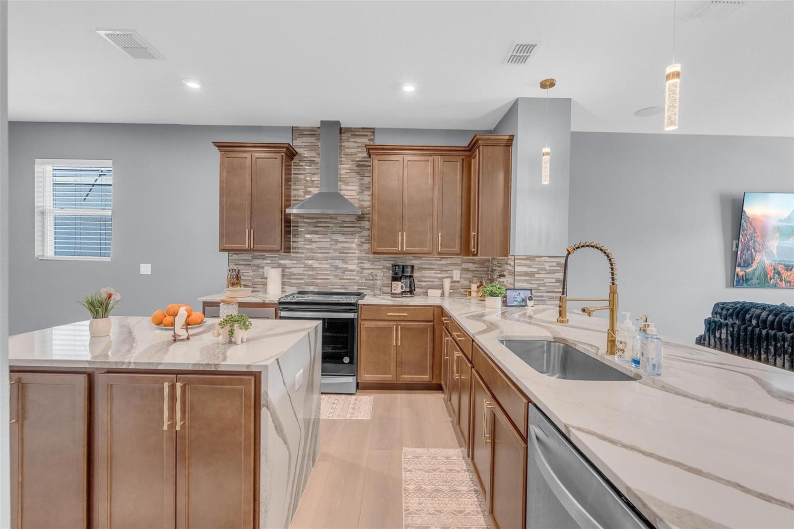 13058 PERGOLA AVE — photo 6