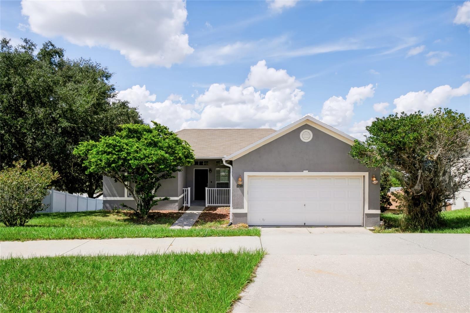 1512 PRESIDIO DR