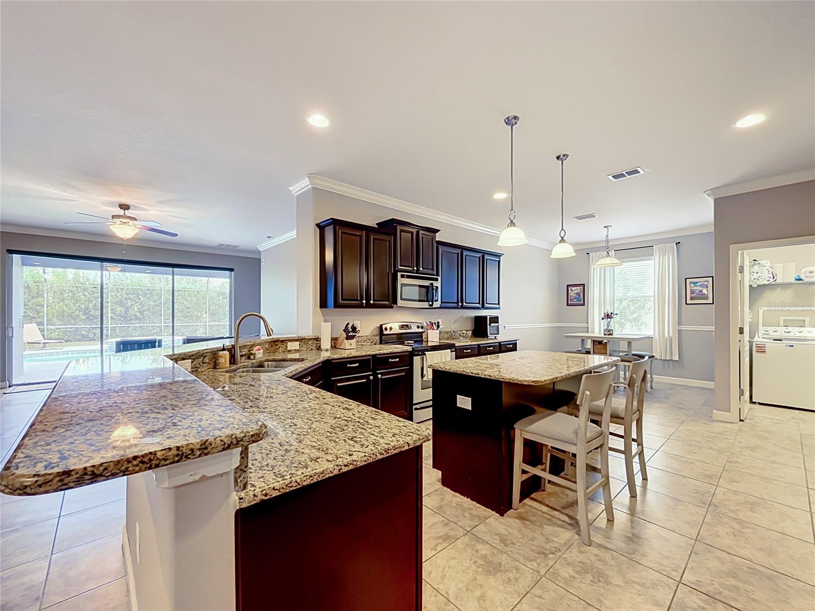 3512 CORTLAND DR — photo 5