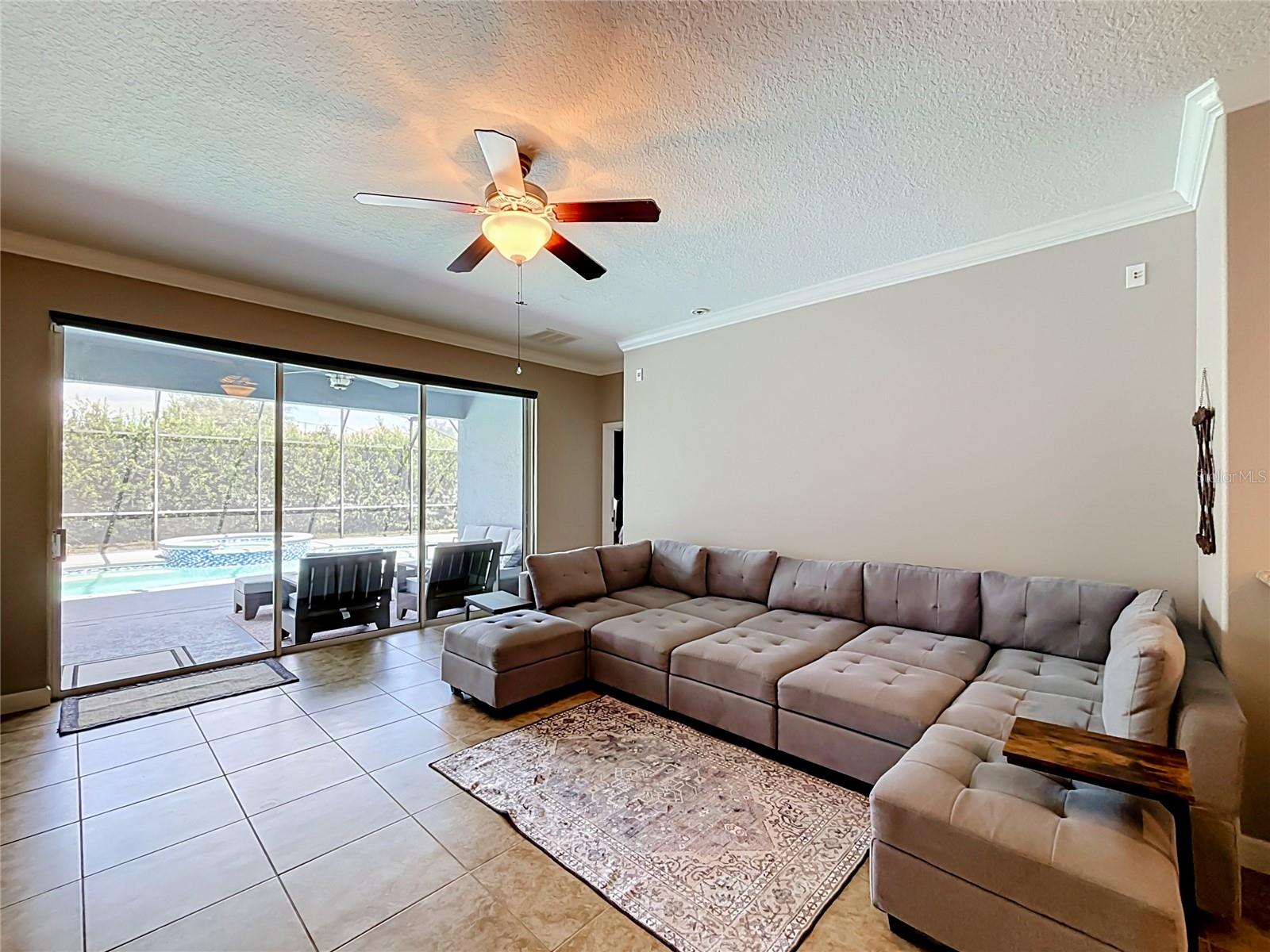 3512 CORTLAND DR — photo 9