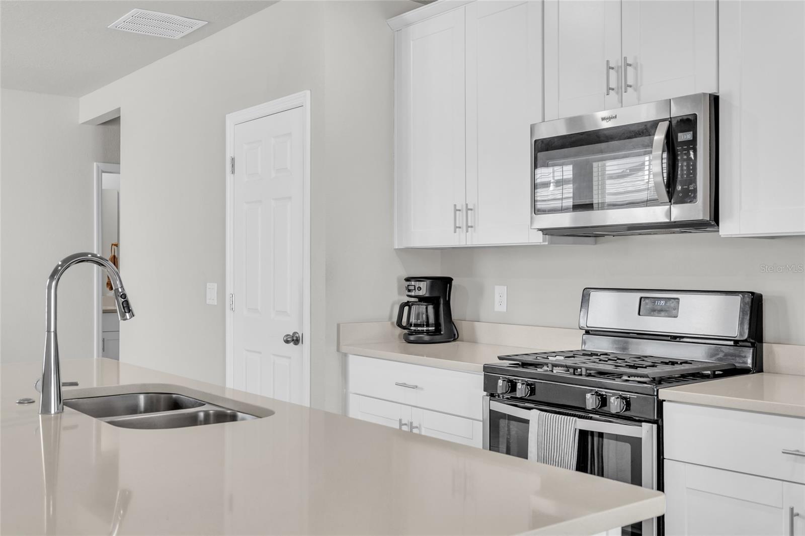 3916 BRANT PL — photo 10