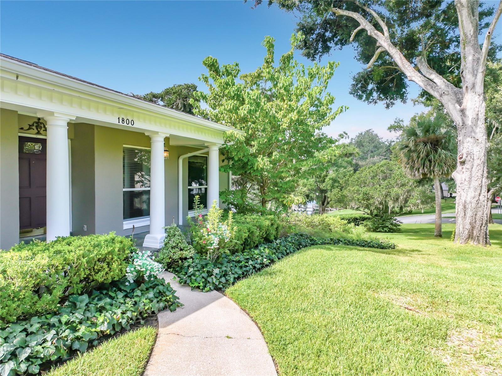 1800 COUNTRY CLUB DR — photo 11
