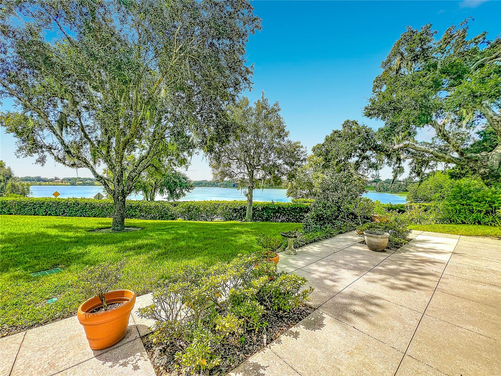 1800 COUNTRY CLUB DR — photo 3