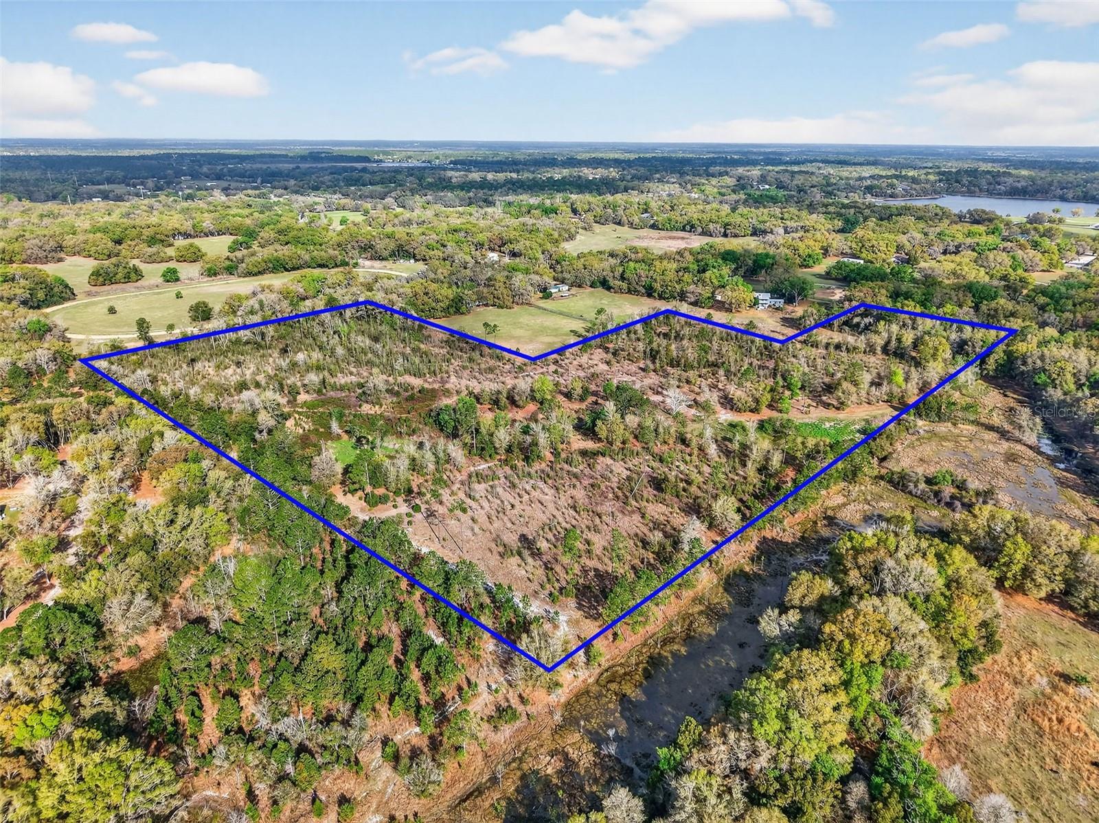 ISLAND POND LN