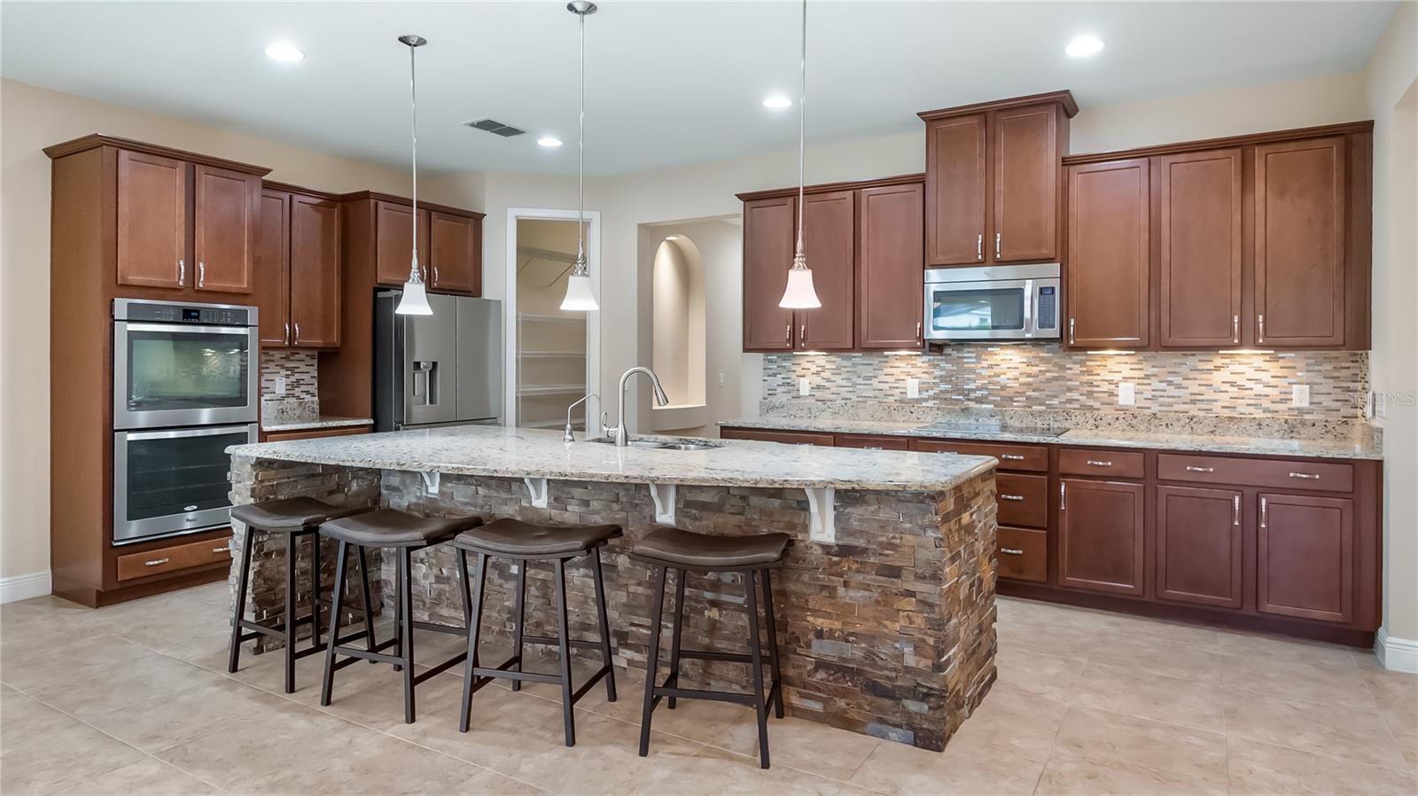 9010 REFLECTION POINTE DR — photo 4