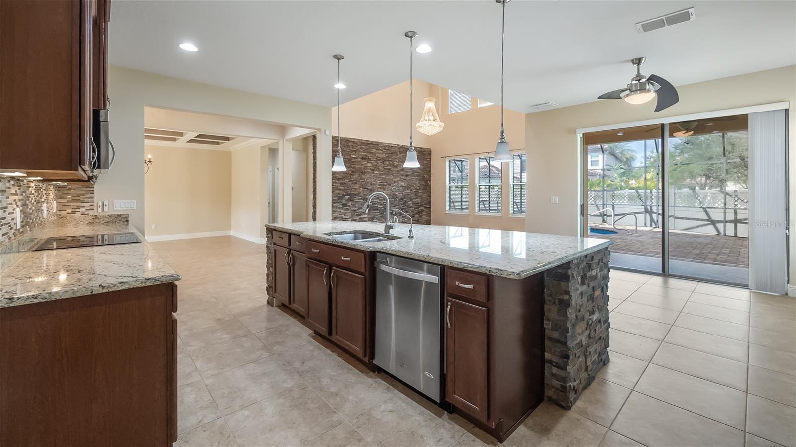 9010 REFLECTION POINTE DR — photo 5