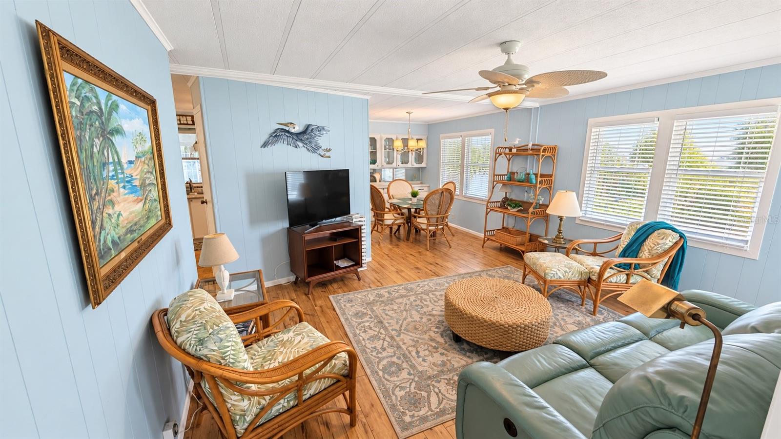 419 SINCLAIR CIR — photo 9
