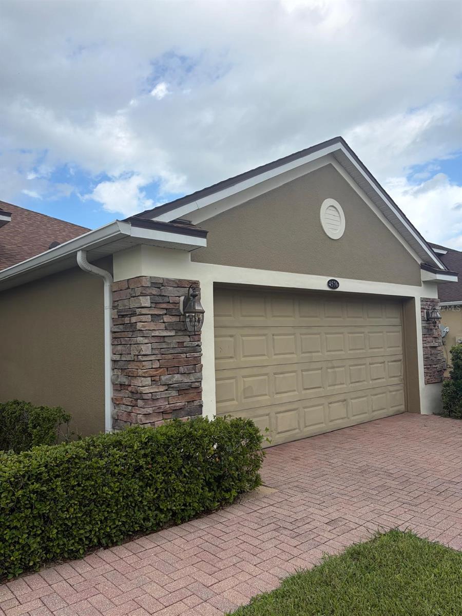 4576 BARBADOS LOOP — photo 2