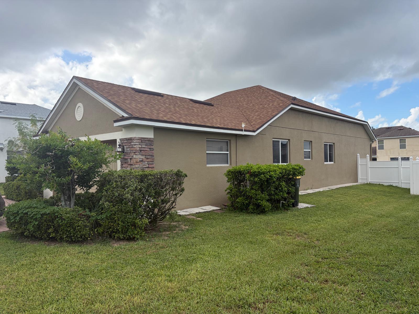 4576 BARBADOS LOOP — photo 5