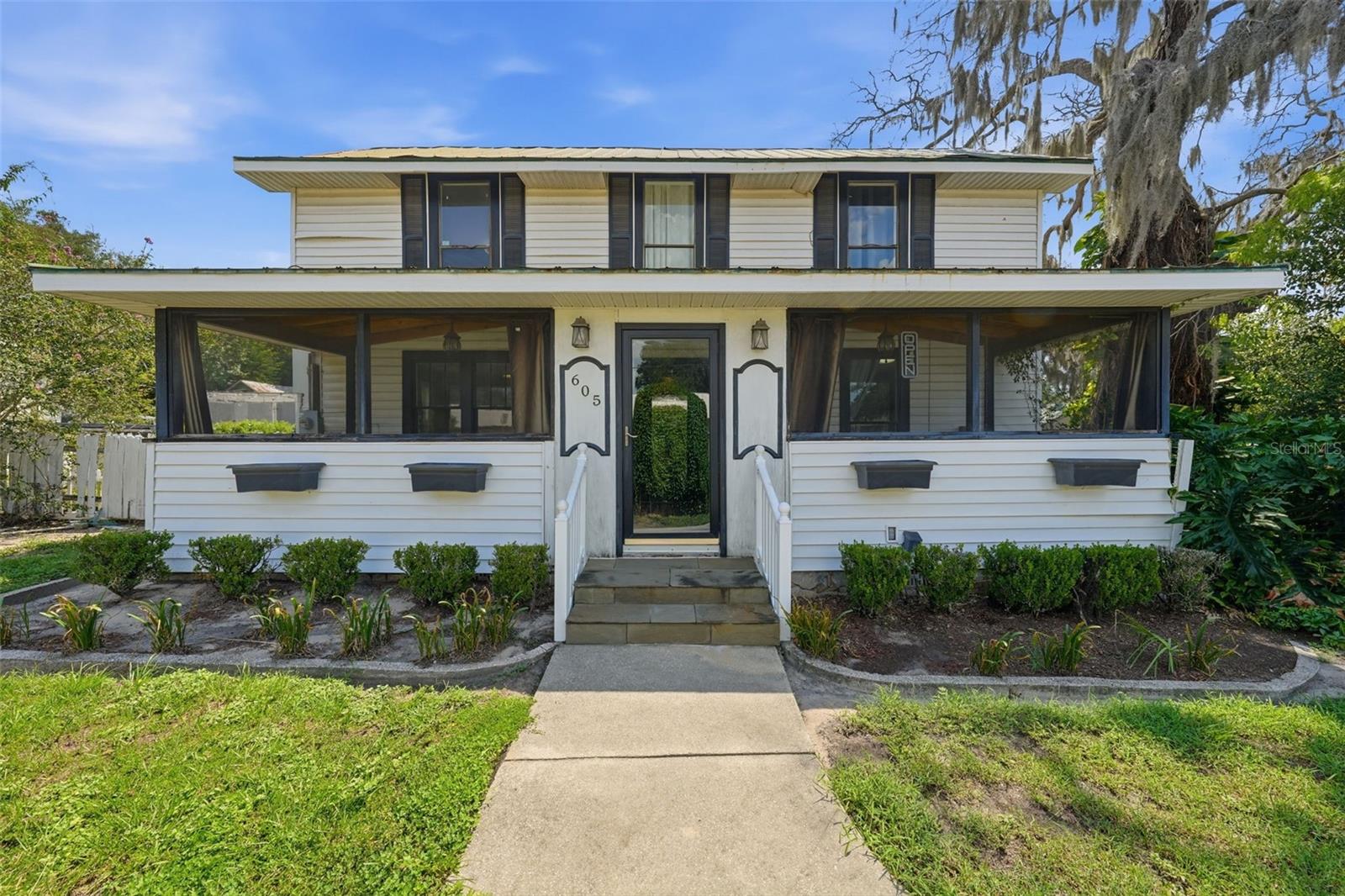 605 S MAIN AVE