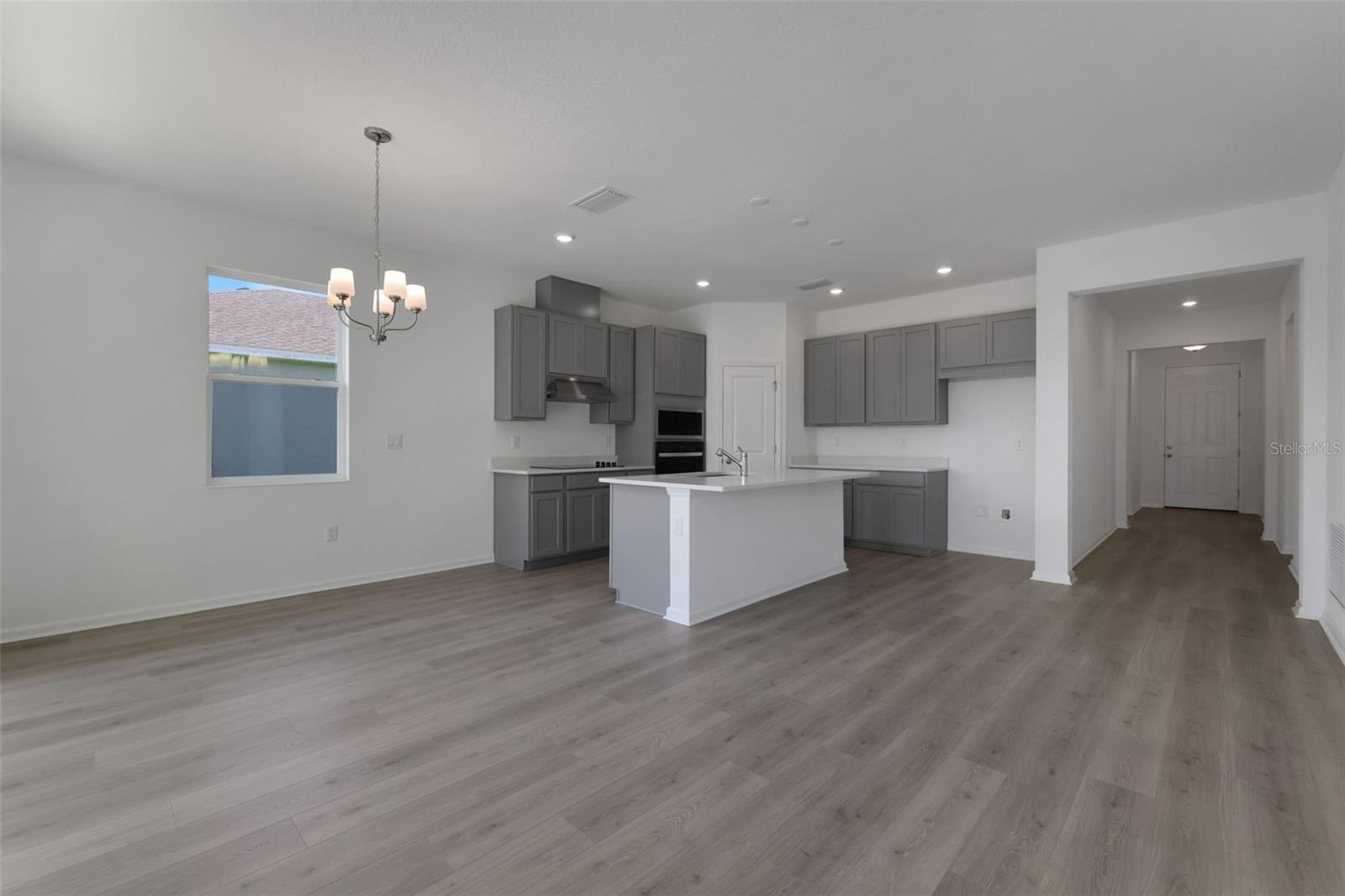 2962 SUPERMARINE RD — photo 5