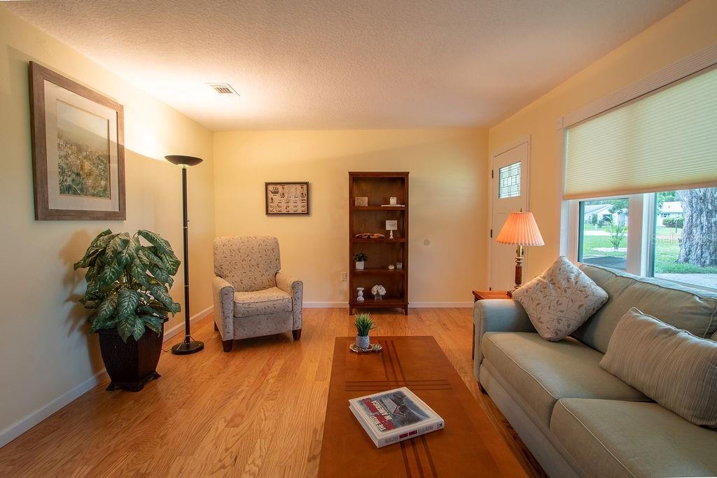62 ABERDEEN CIR — photo 4