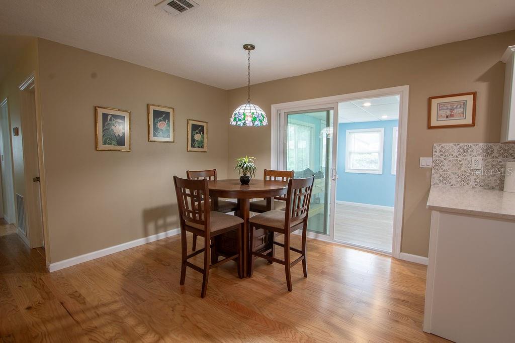 62 ABERDEEN CIR — photo 9