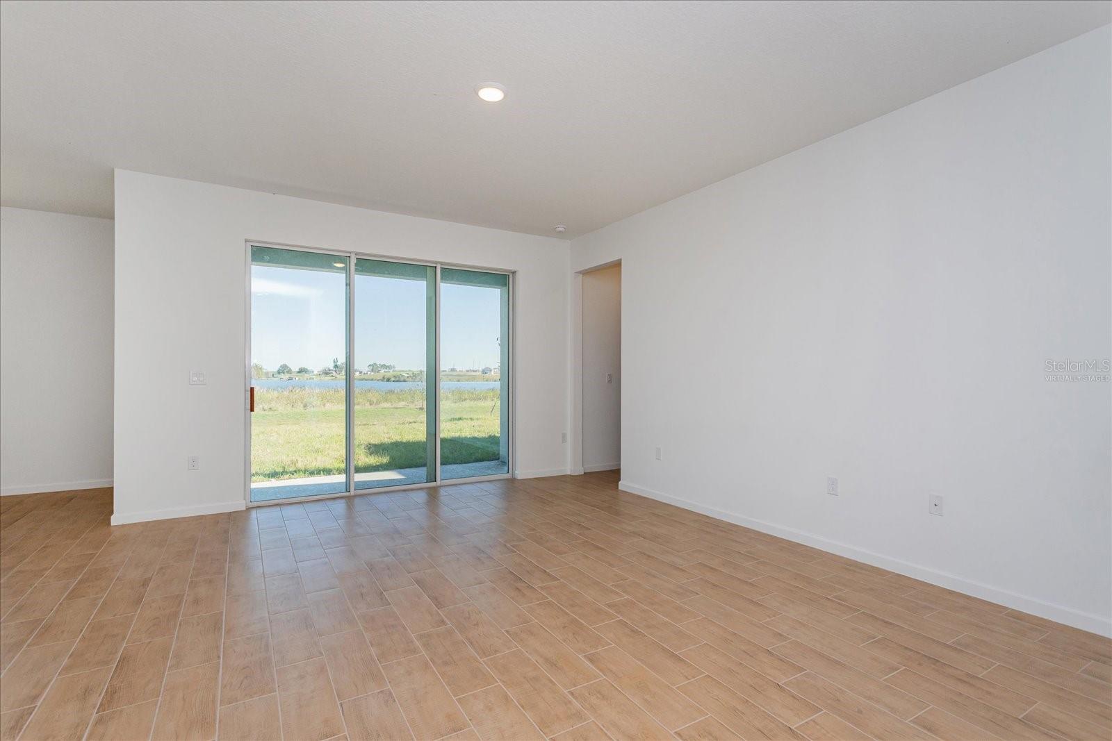 2908 SUPERMARINE RD — photo 4