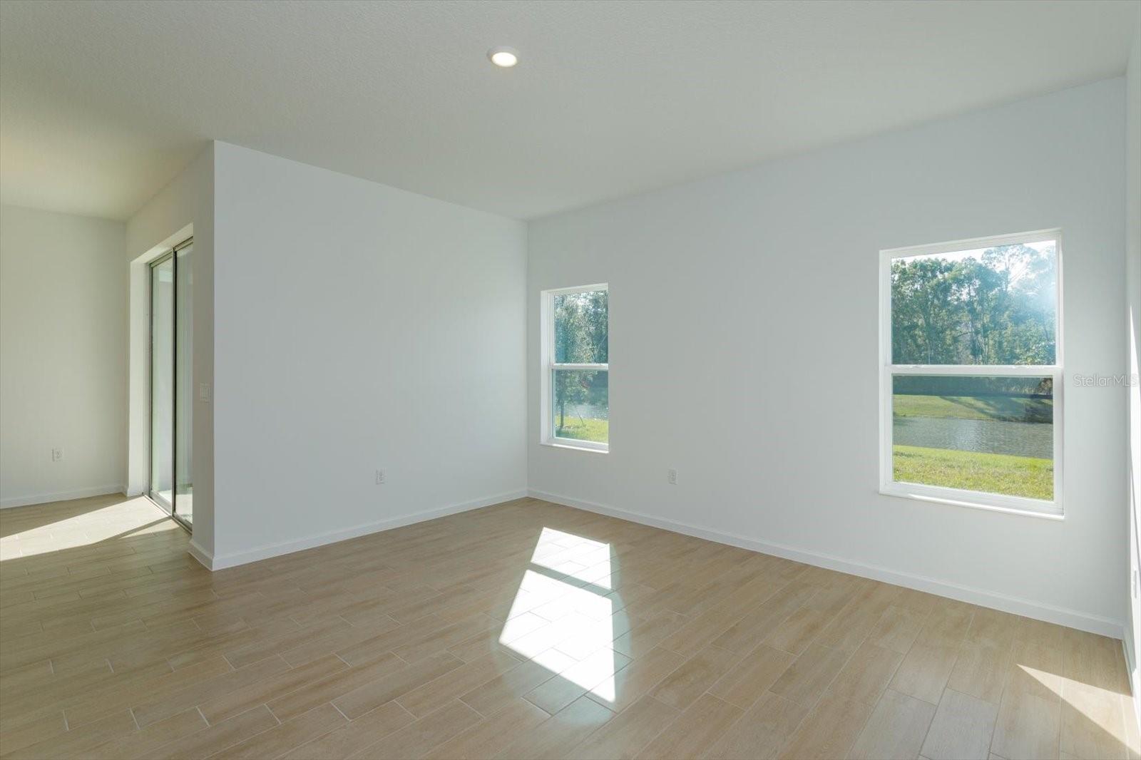 2812 DOOLITTLE ST — photo 8