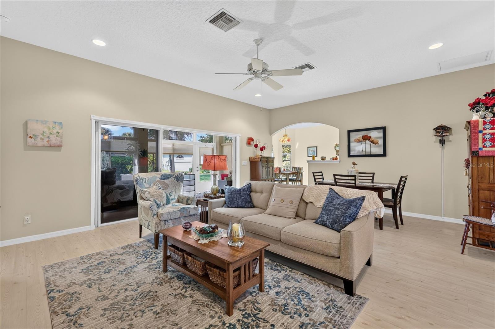 5138 AURORA DR — photo 9