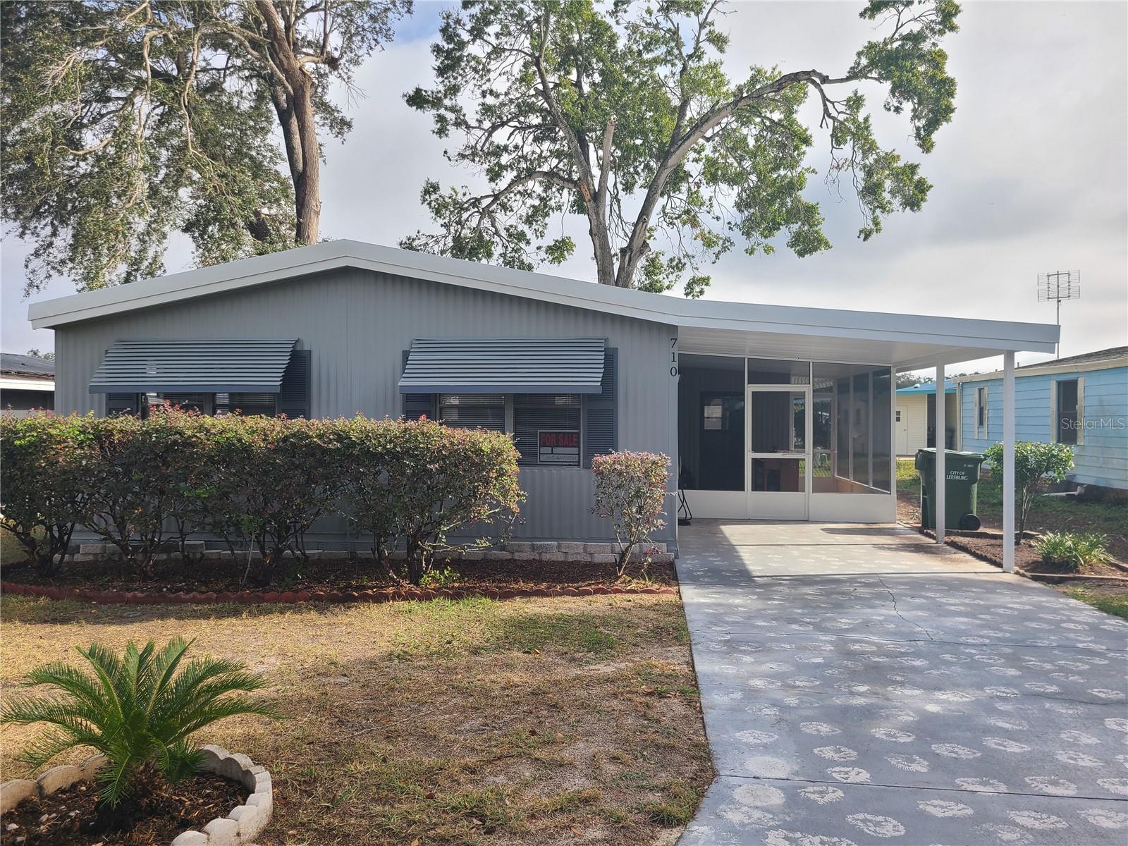 710 COACHMAN DR