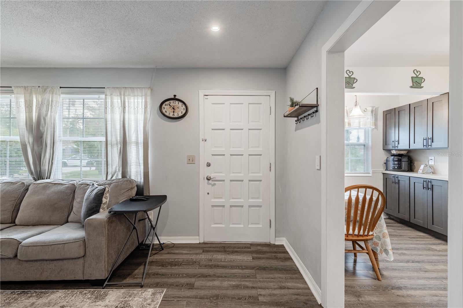 3805 CACTUS LN — photo 8