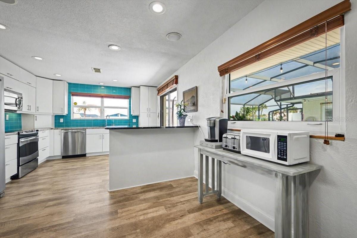 124 ANCHOR DR — photo 5