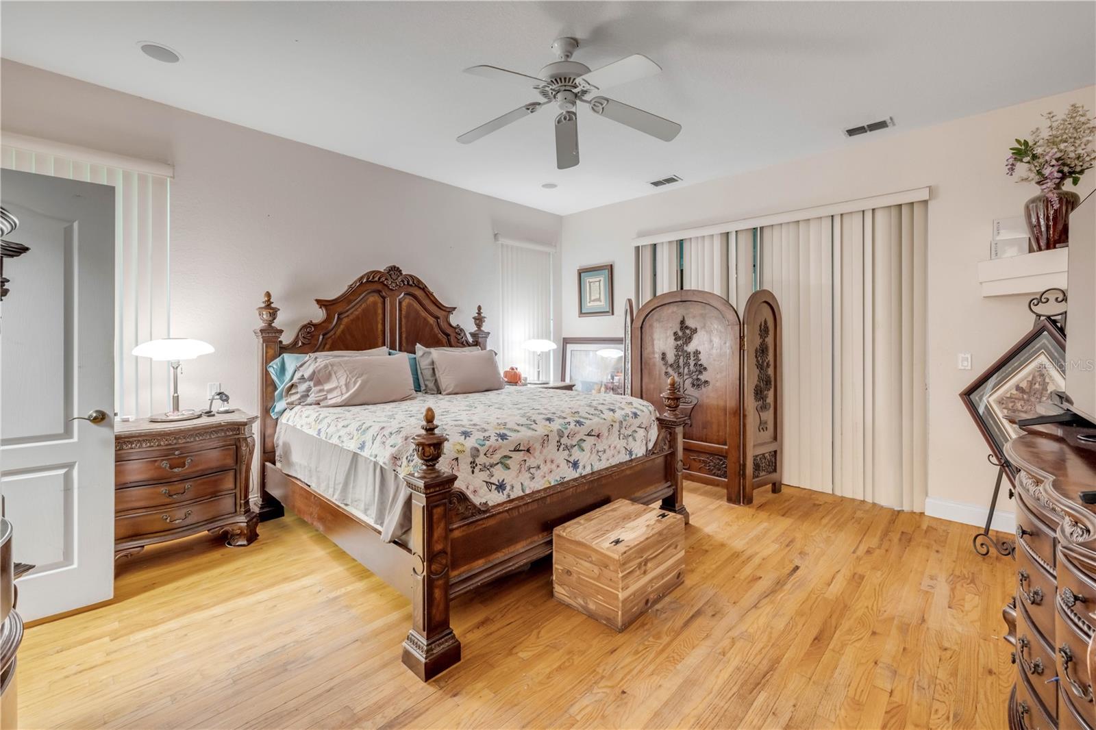 227 N SAMSULA DR — photo 12