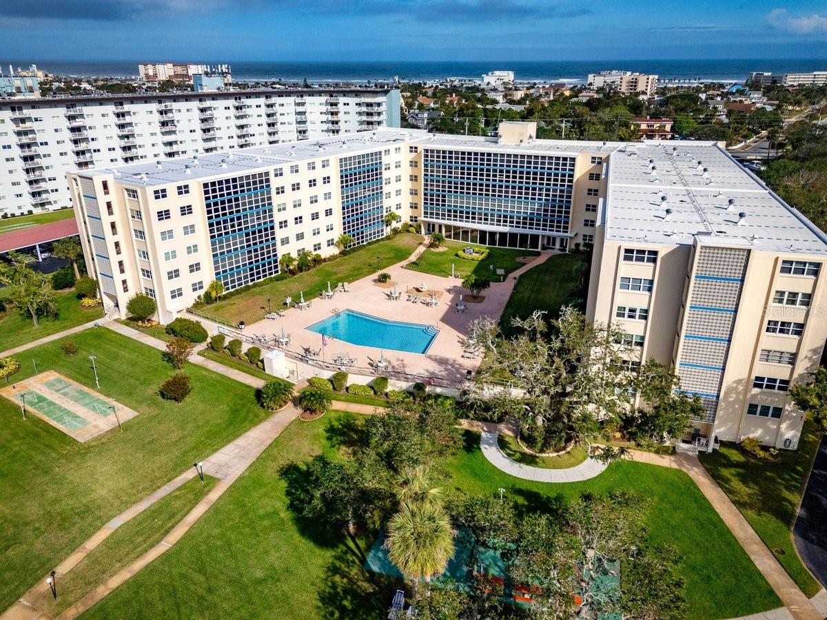 1224 S PENINSULA DR #621