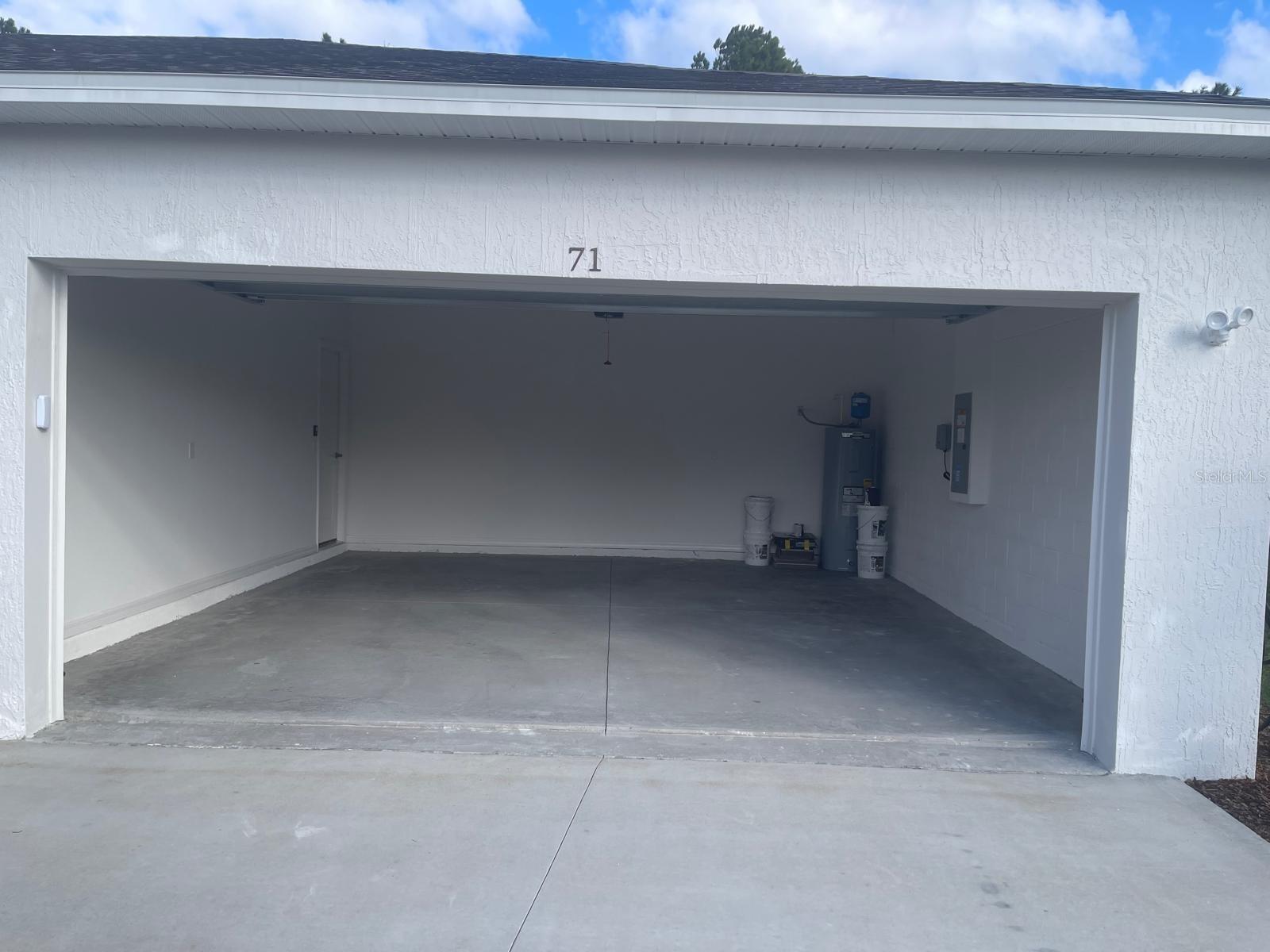 71 LUTHER DR — photo 2