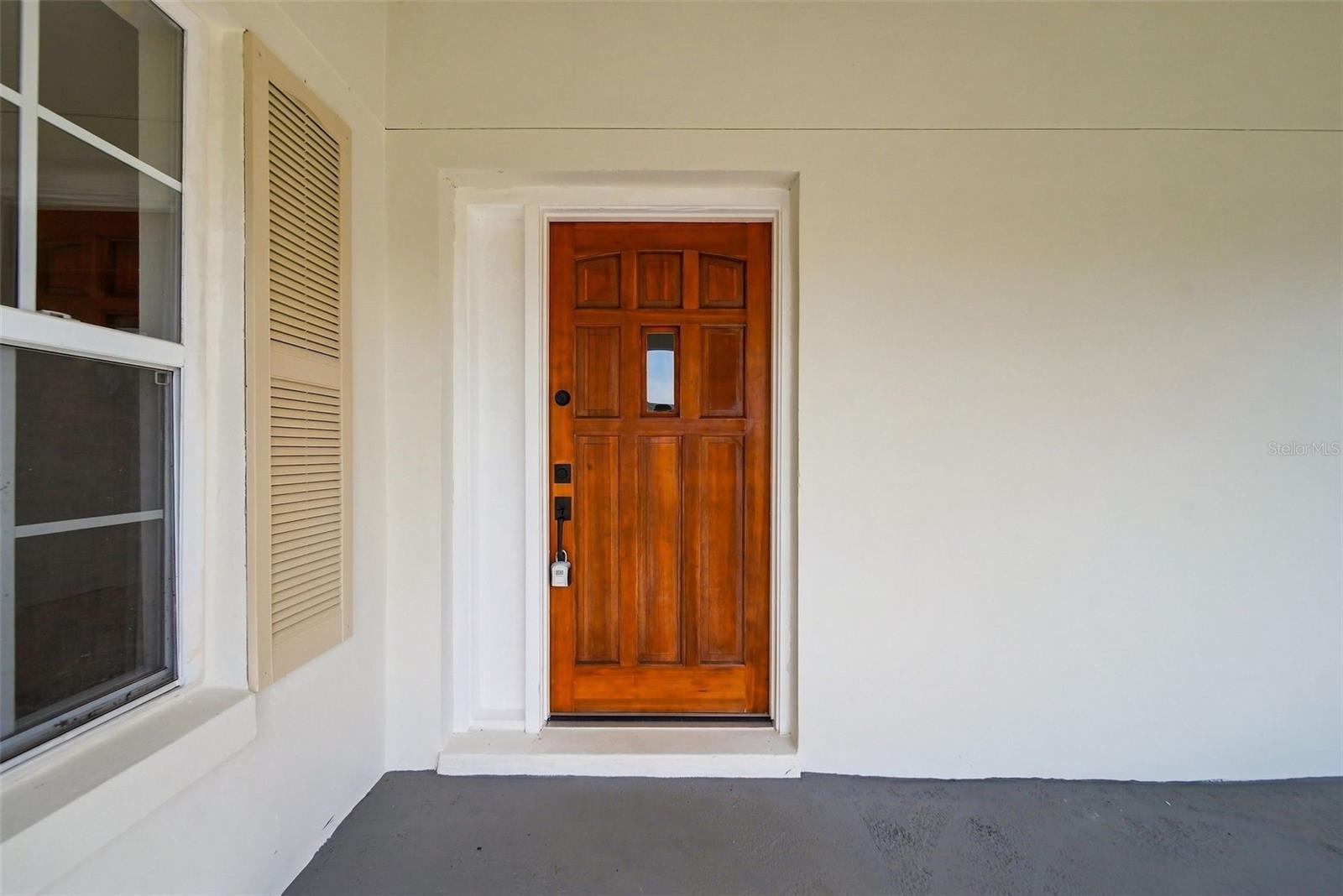 1280 SAXON BLVD — photo 4