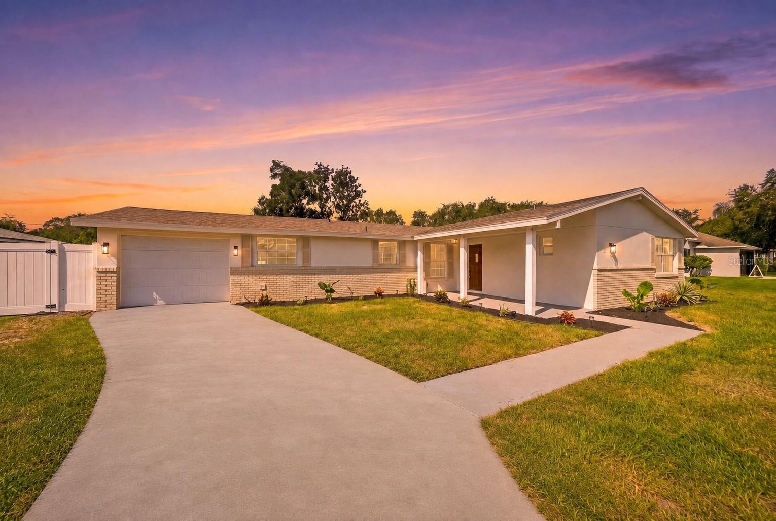 1280 SAXON BLVD