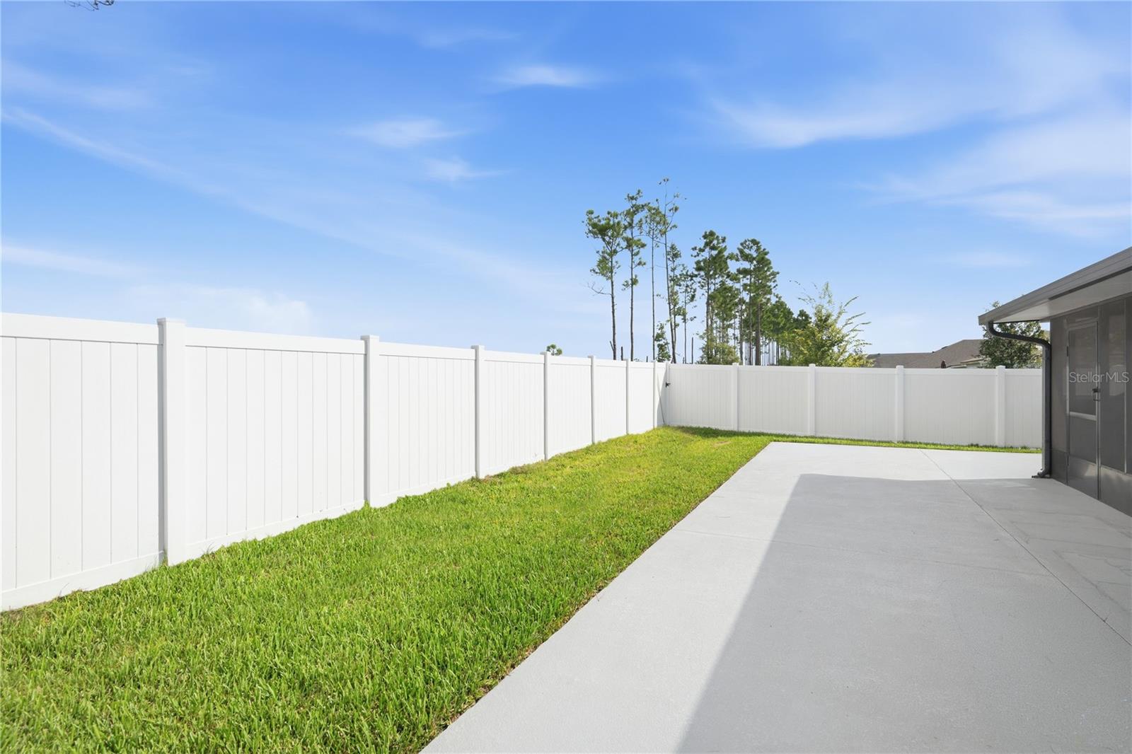 19 SPRINGWOOD DR — photo 5