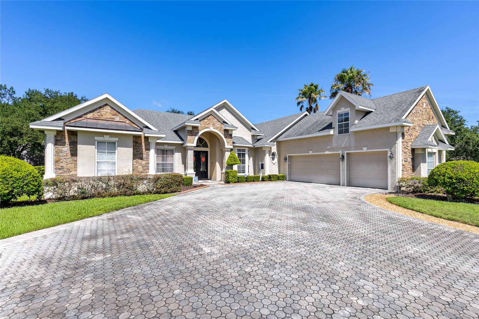 330 GLEN CLUB DR