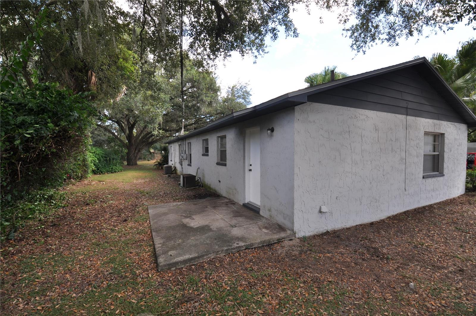 5124 S DOSSEY RD — photo 3