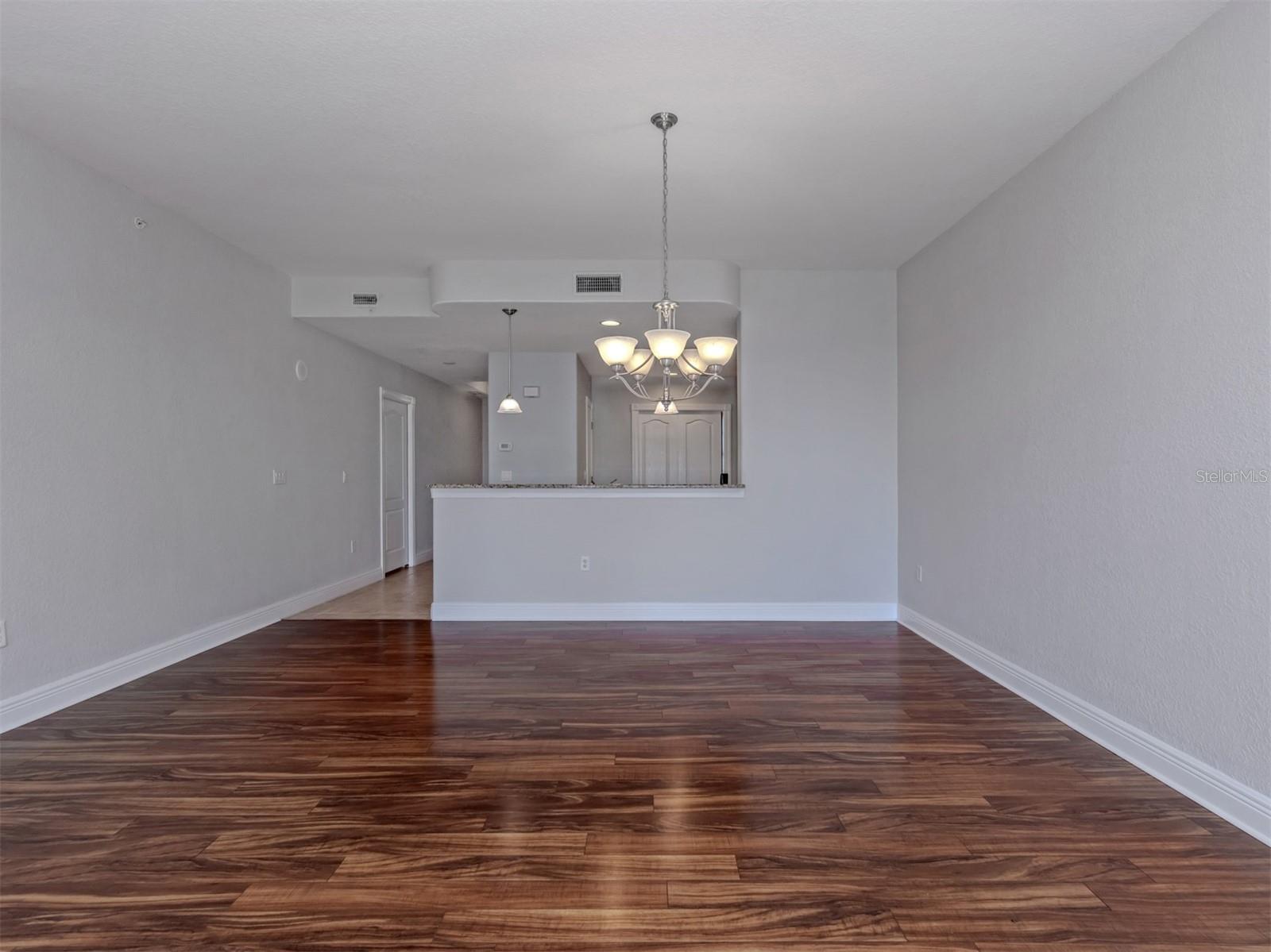 167 TAMPA AVE E #813 — photo 11