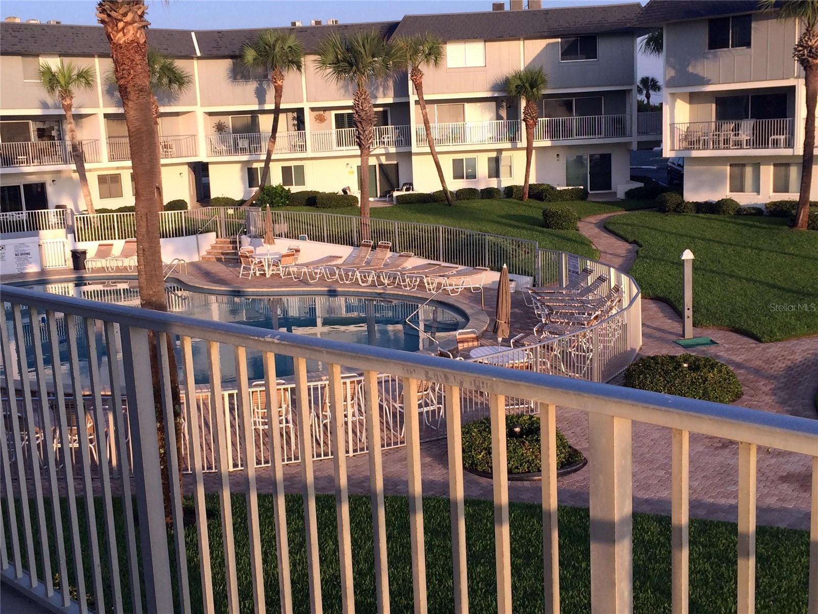 815 OCEAN SHORE BLVD #1B