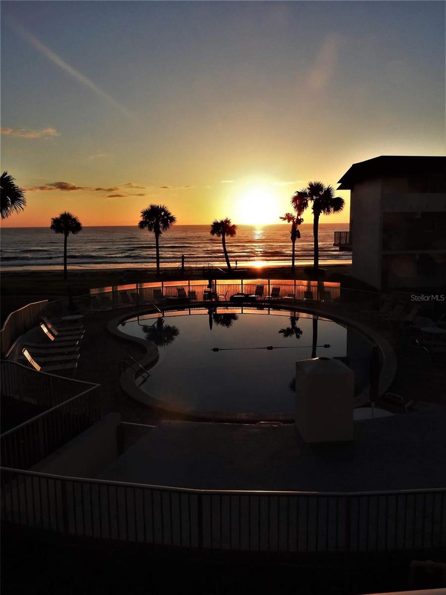 815 OCEAN SHORE BLVD #8B