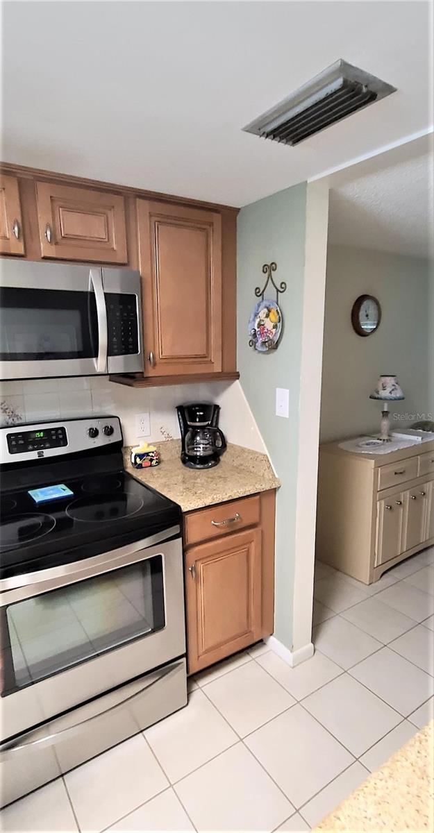 815 OCEAN SHORE BLVD #9B — photo 10