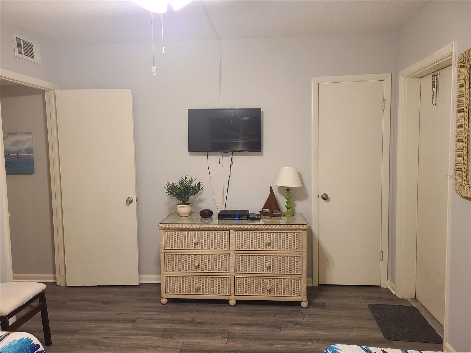 815 OCEAN SHORE BLVD #12B — photo 7