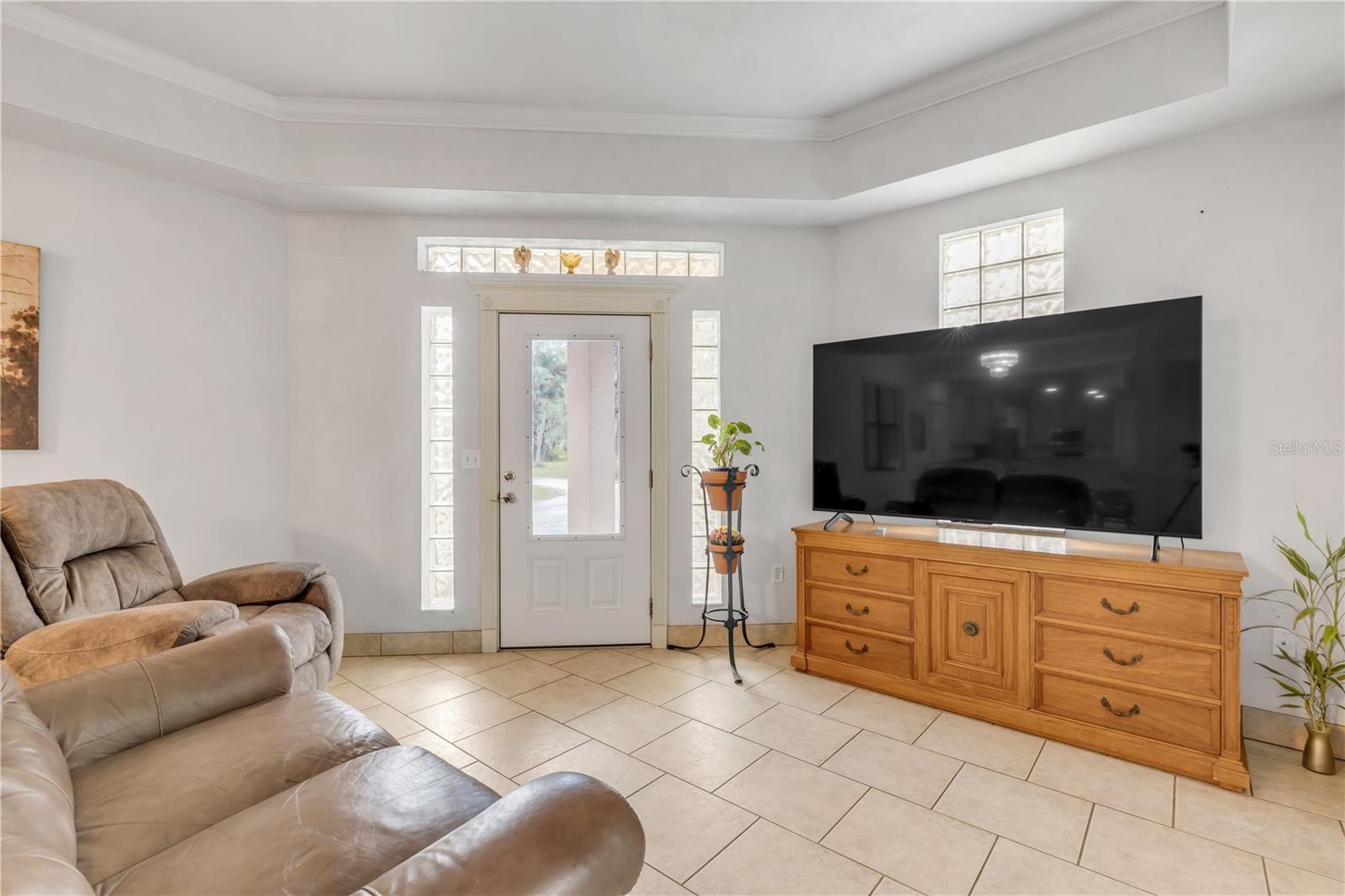 12 PEARL DR — photo 4
