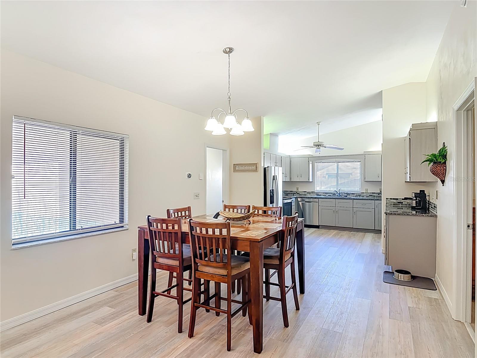4761 RIVERGLEN BLVD — photo 7