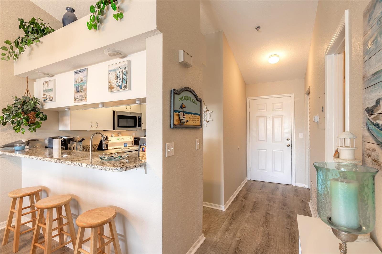 402 BOUCHELLE DR #204 — photo 3