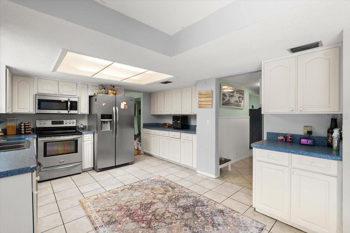 20 PUTNAM AVE — photo 11