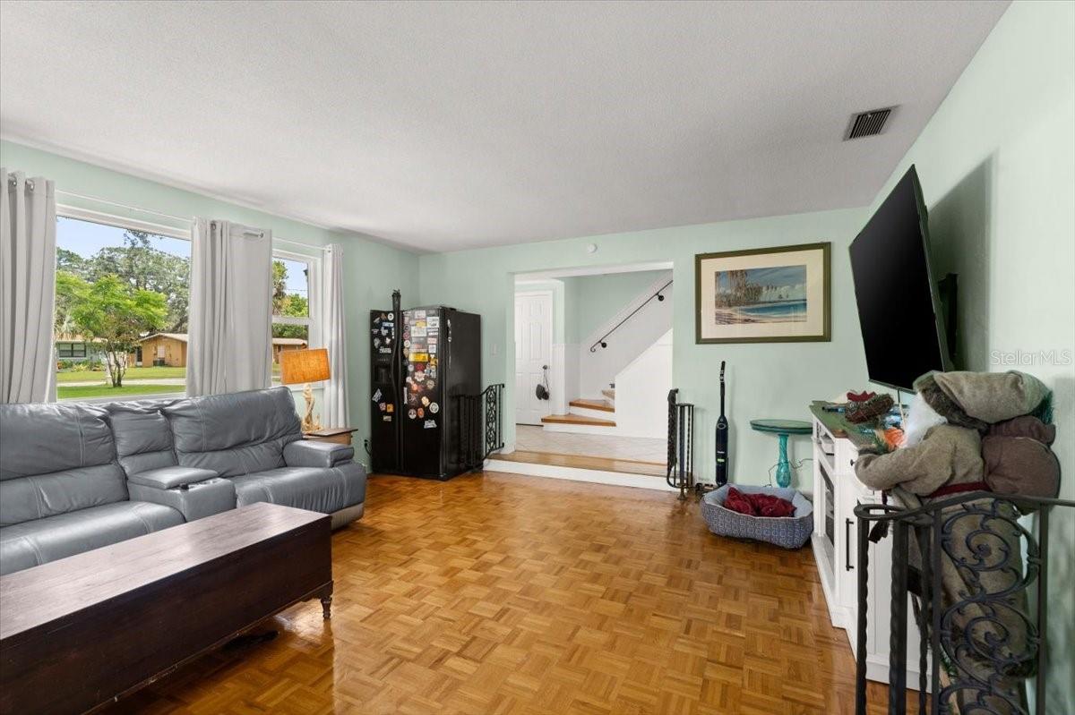 20 PUTNAM AVE — photo 5