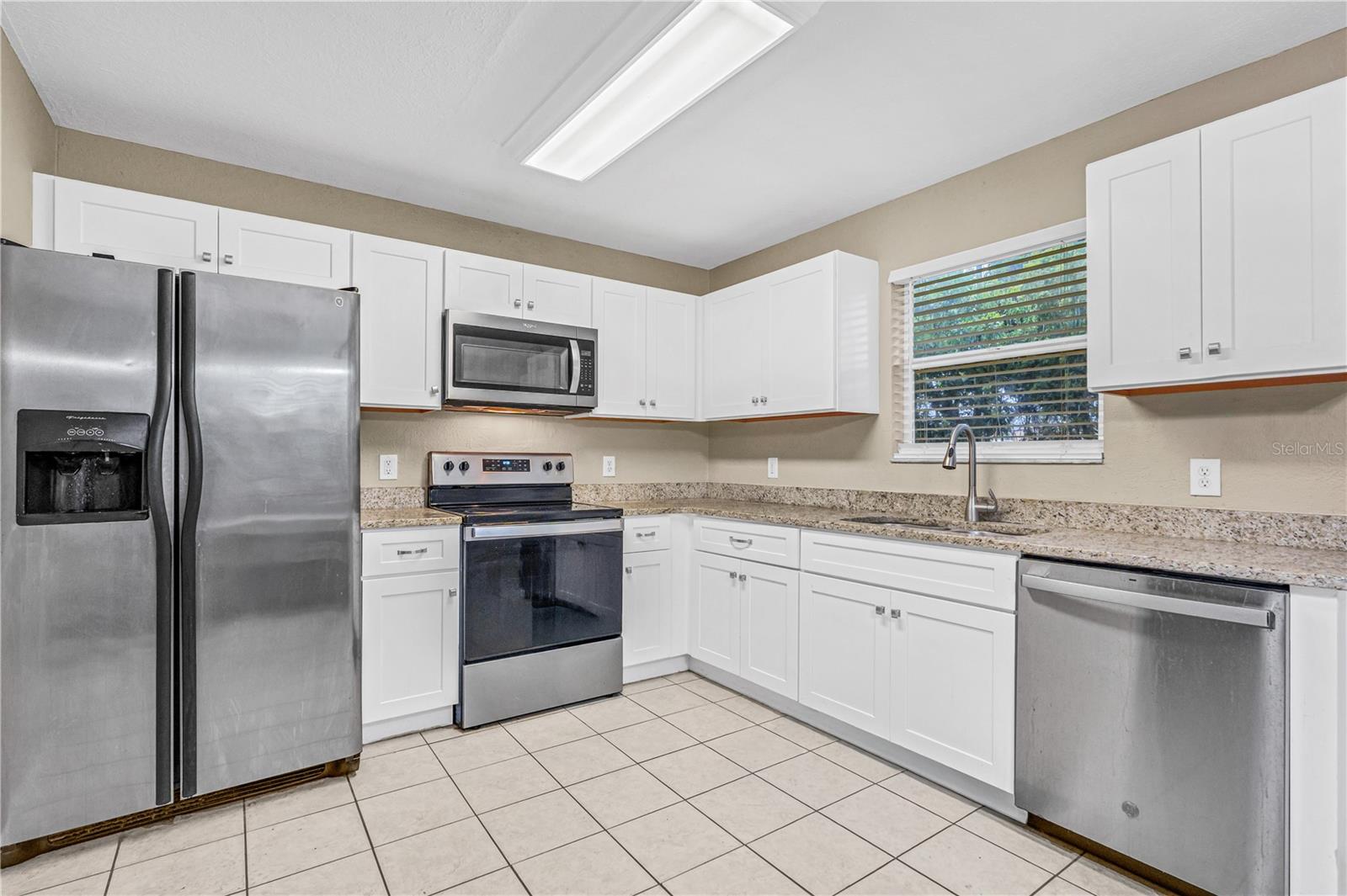 240 NEWCOMB ST — photo 10