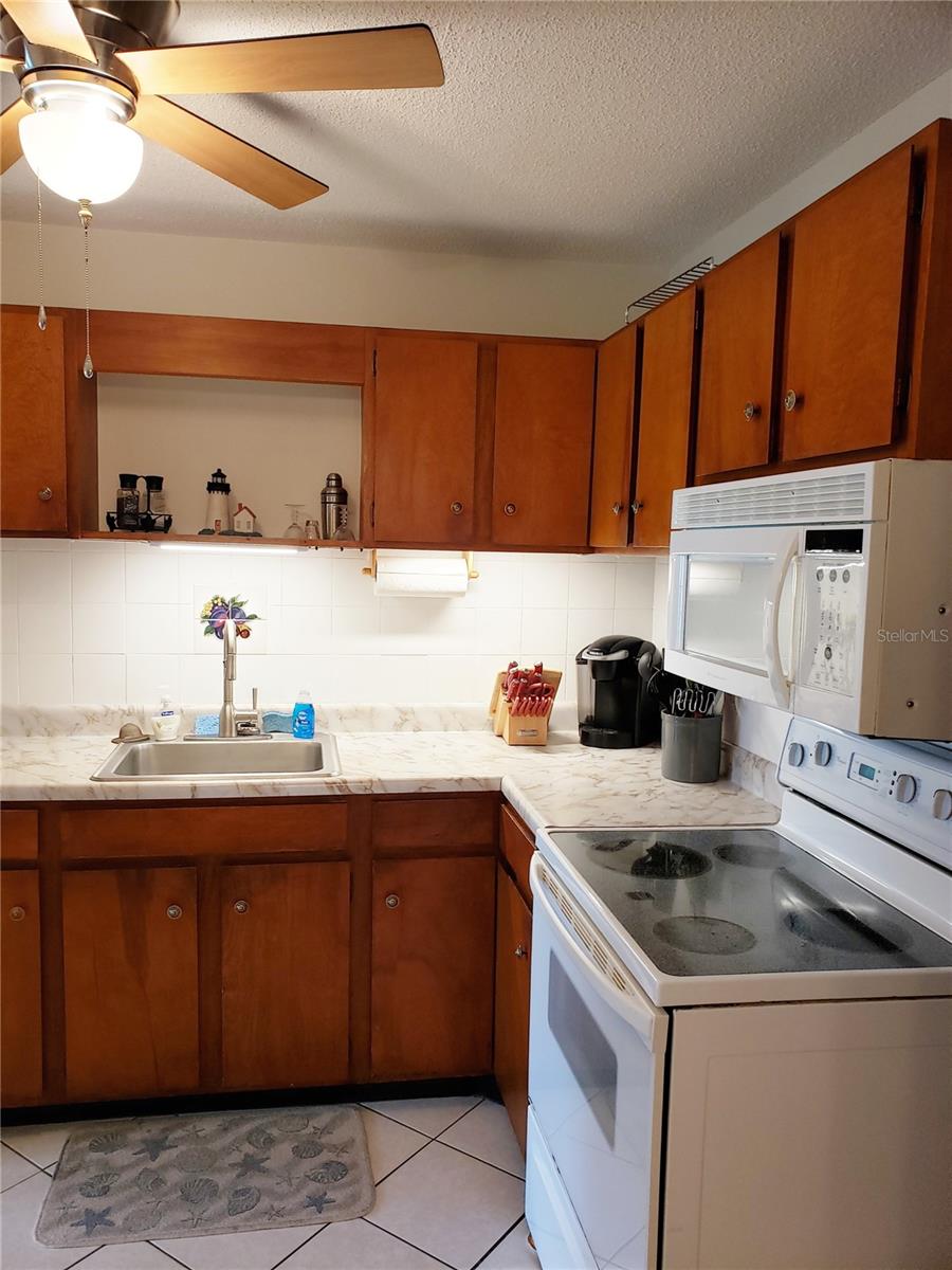 541 S PENINSULA AVE #A21 — photo 10