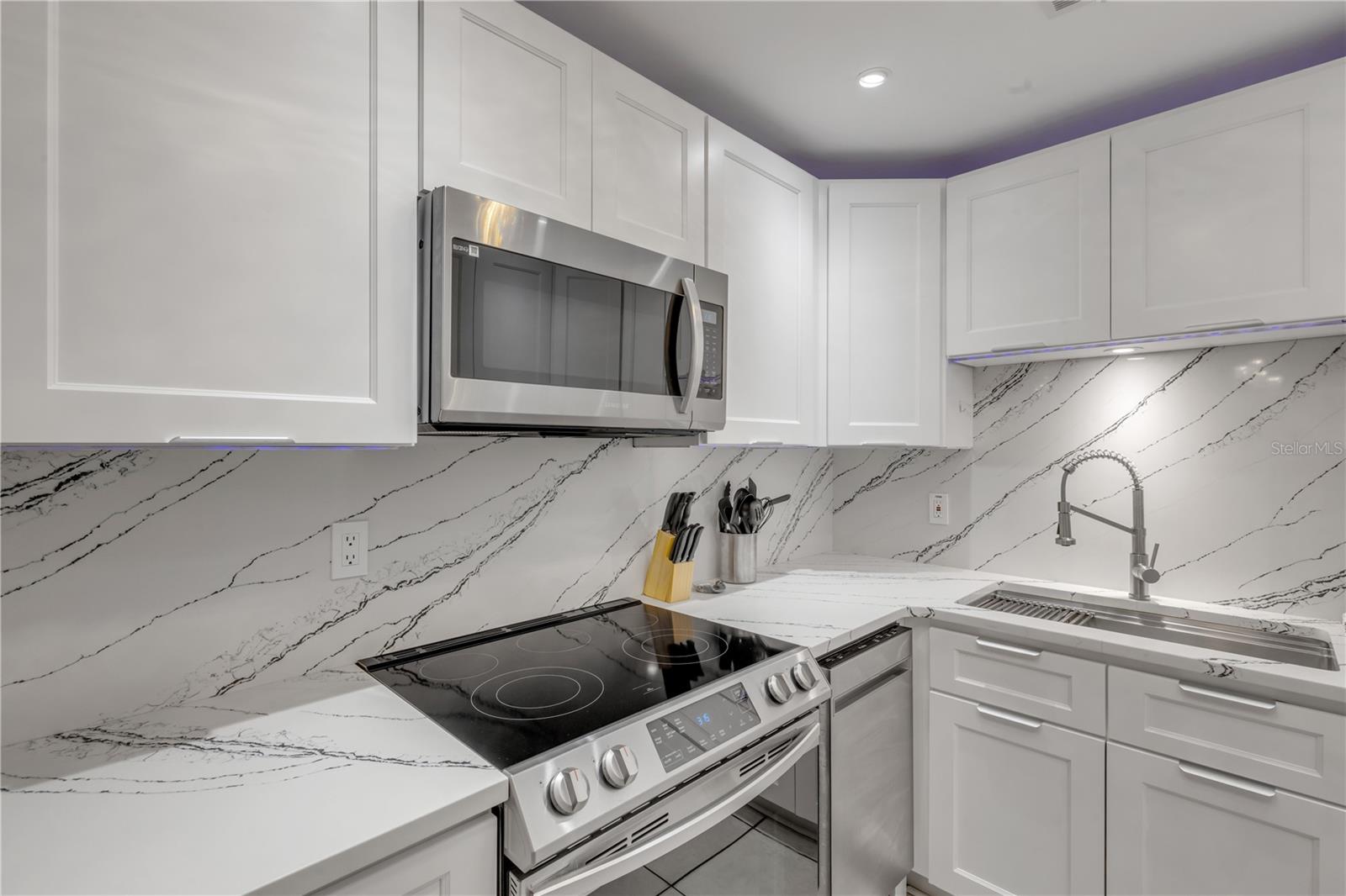 3800 SAXON DR #A7 — photo 11
