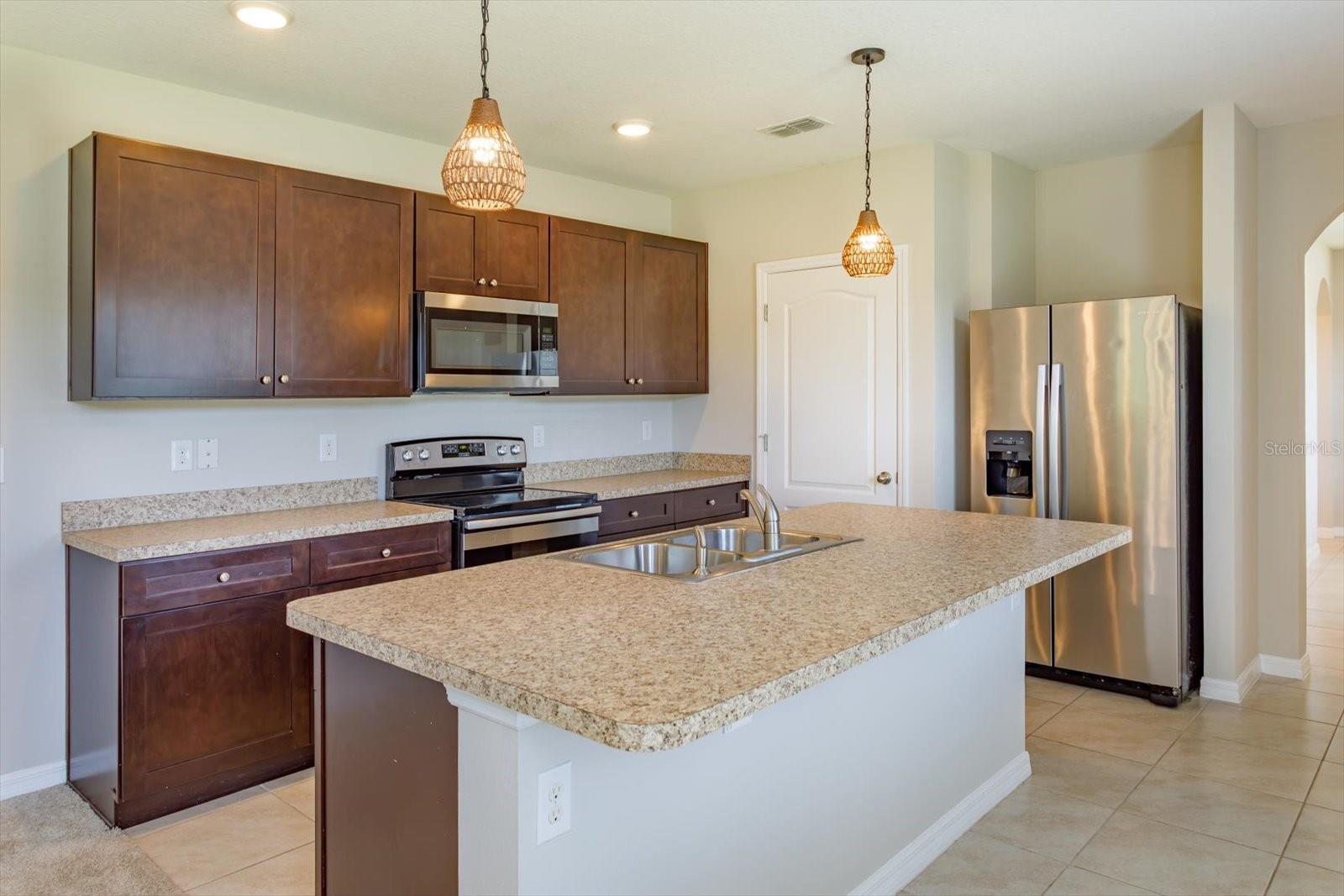 3075 GIBRALTAR BLVD — photo 3