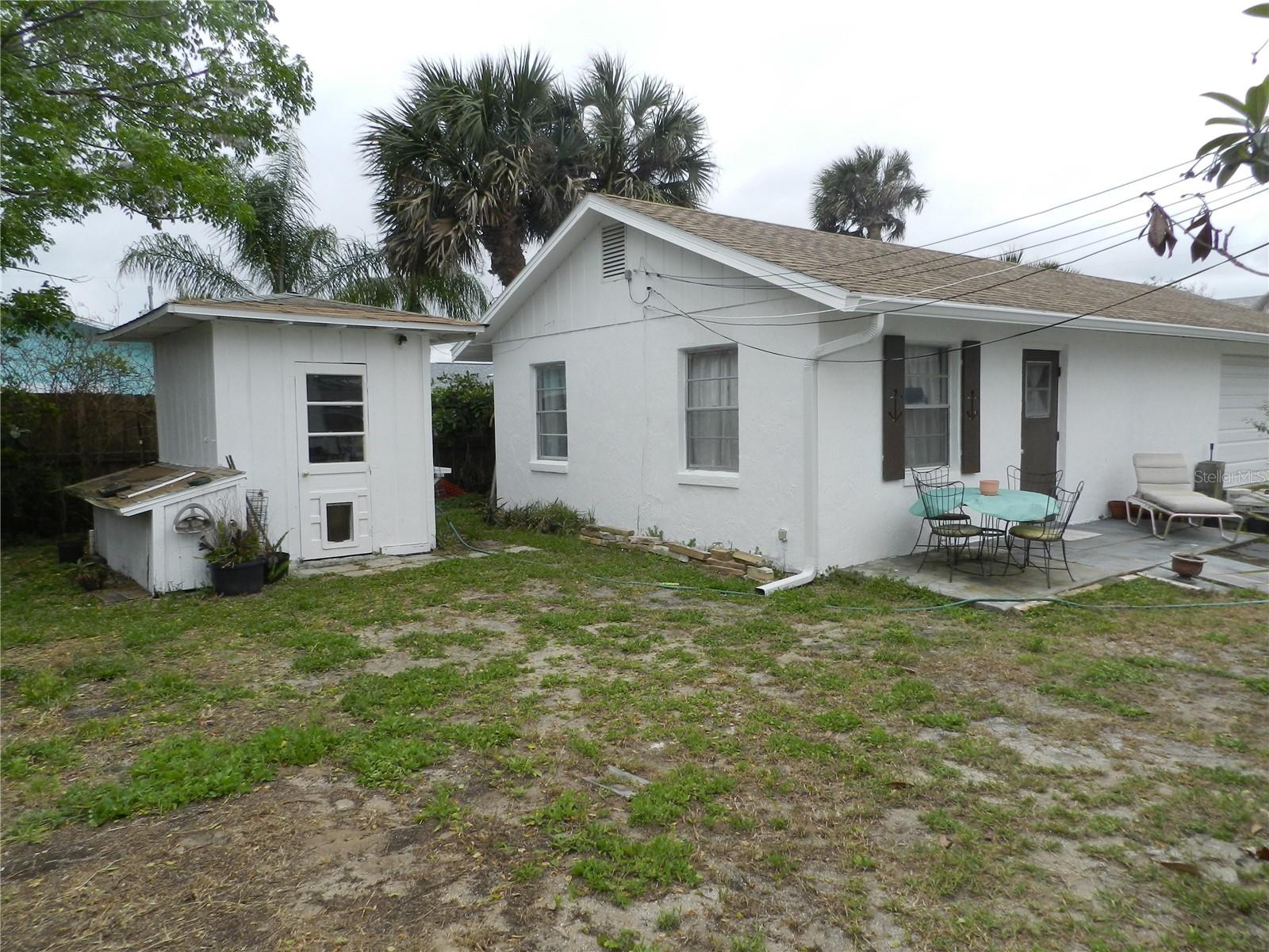 805 OCEAN AVE — photo 4