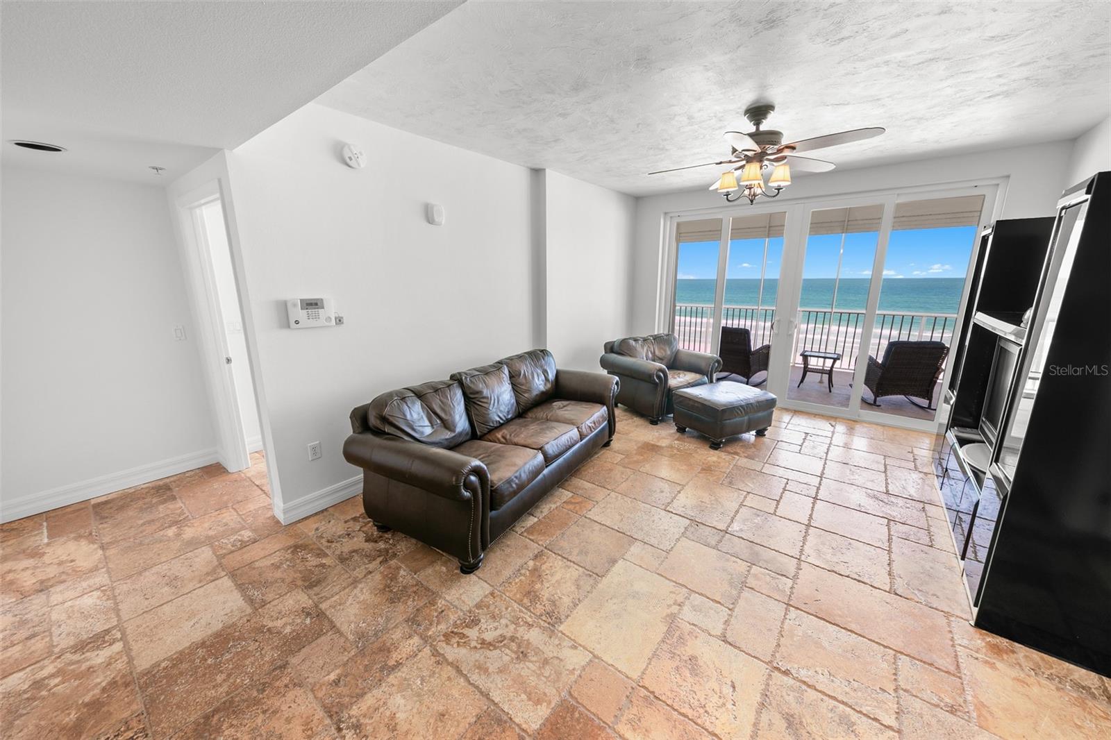 4767 S ATLANTIC AVE #402 — photo 4