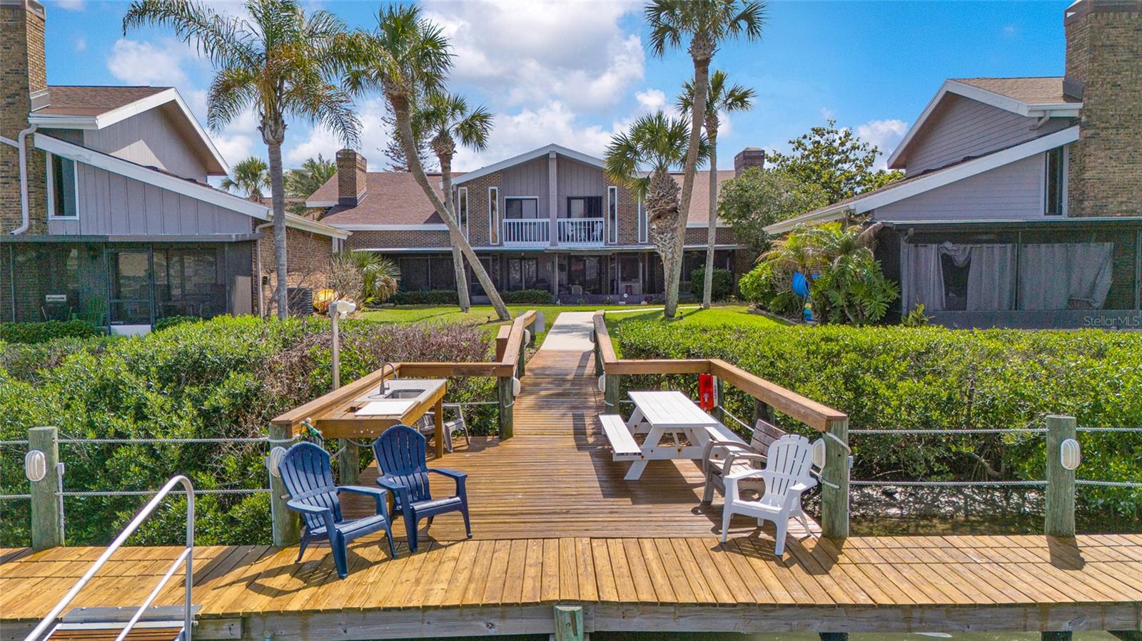 121 LAGOON CT — photo 3