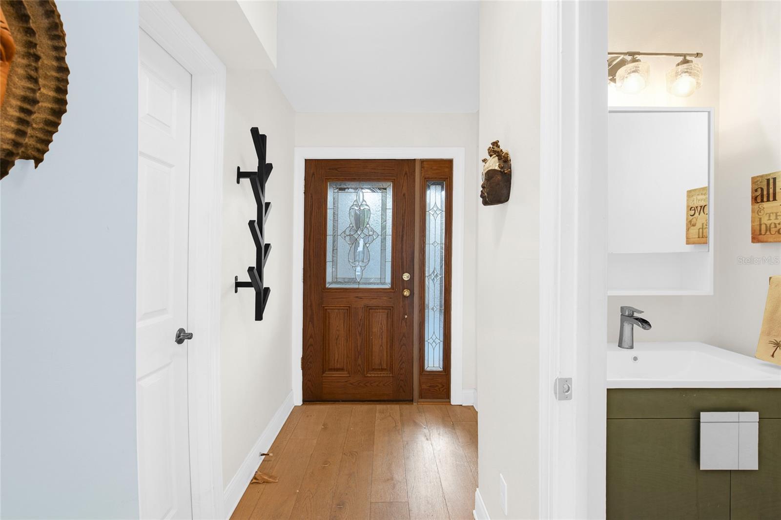 121 LAGOON CT — photo 8